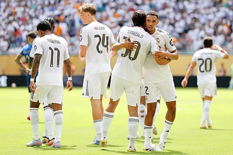 ريال مدريد يواجه فياريال اليوم في الدوري الإسباني